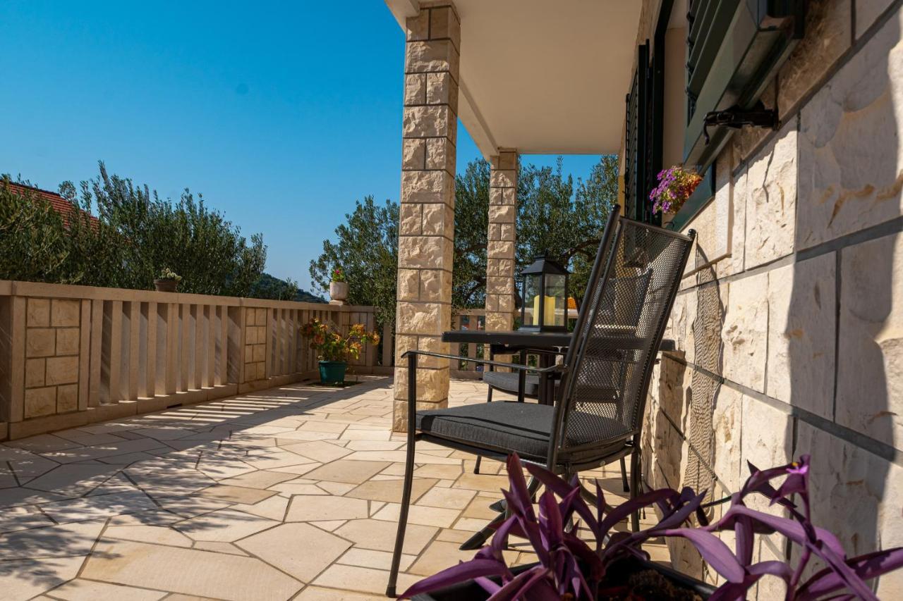 Villa Ana Zrnovo Exterior photo