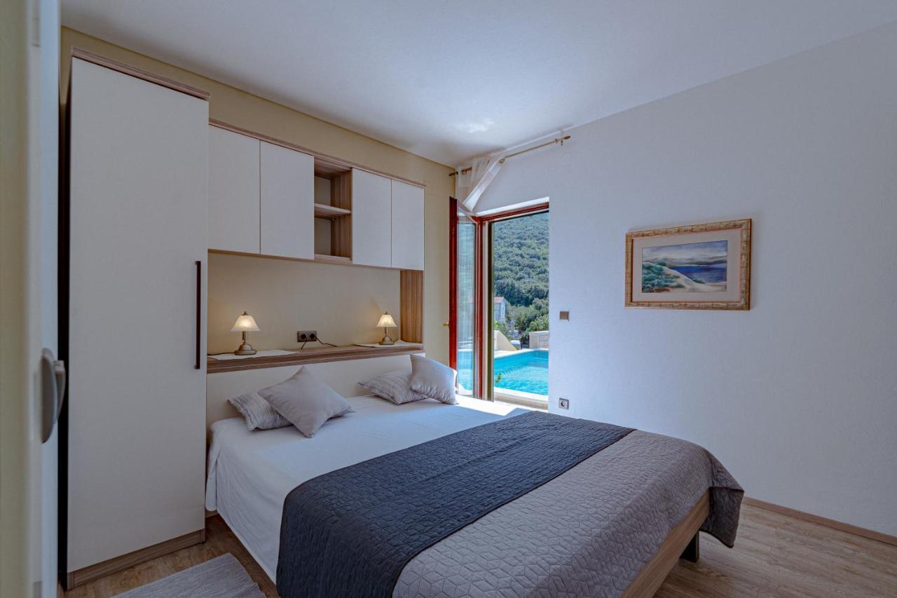 Villa Ana Zrnovo Exterior photo